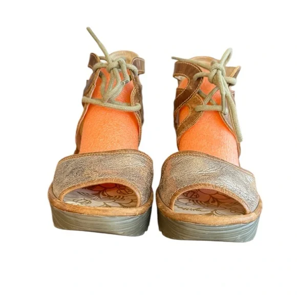 Fly London Gold Wedge Sandals with Lace-Up Design Women’s Size 7.5/8 EU 38 - Picture 4 of 8